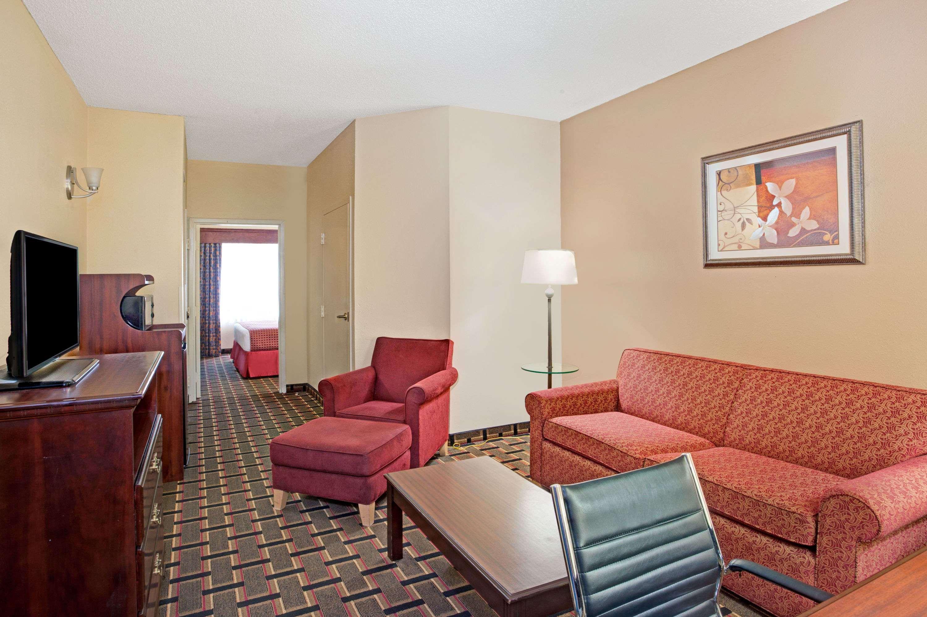 מלון Baymont By Wyndham קנסואו מראה חיצוני תמונה